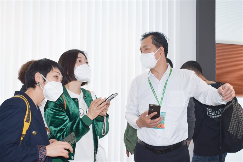 西大門遮陽成品 | 璀璨亮相深圳家紡展，開啟品質(zhì)遮陽新篇章！
