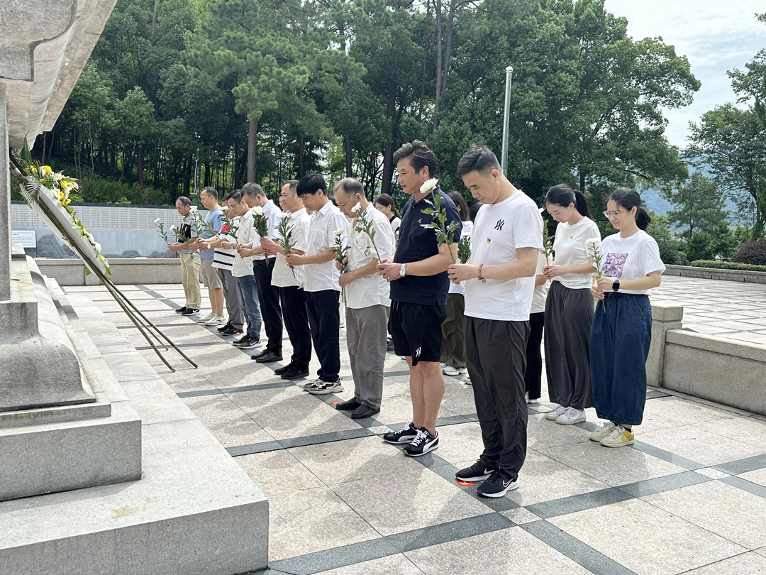 西大門黨支部開展“七一”系列活動(dòng)