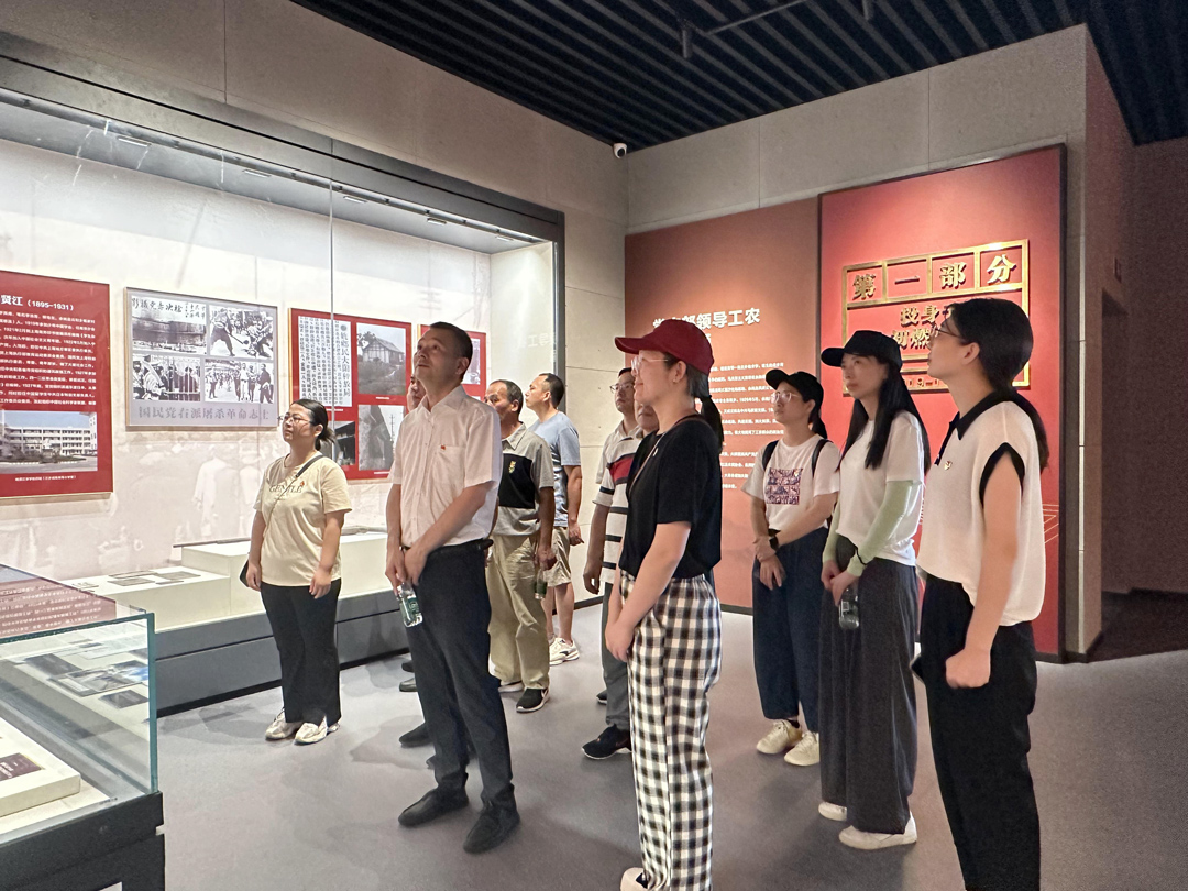 西大門黨支部開展“七一”系列活動(dòng)